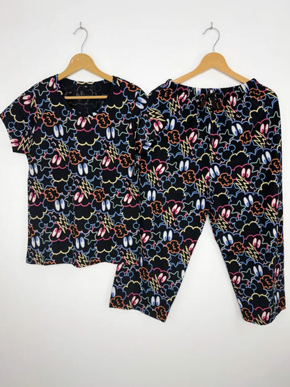 Black with Abstract Printed T-shirt and 3/4th Coords