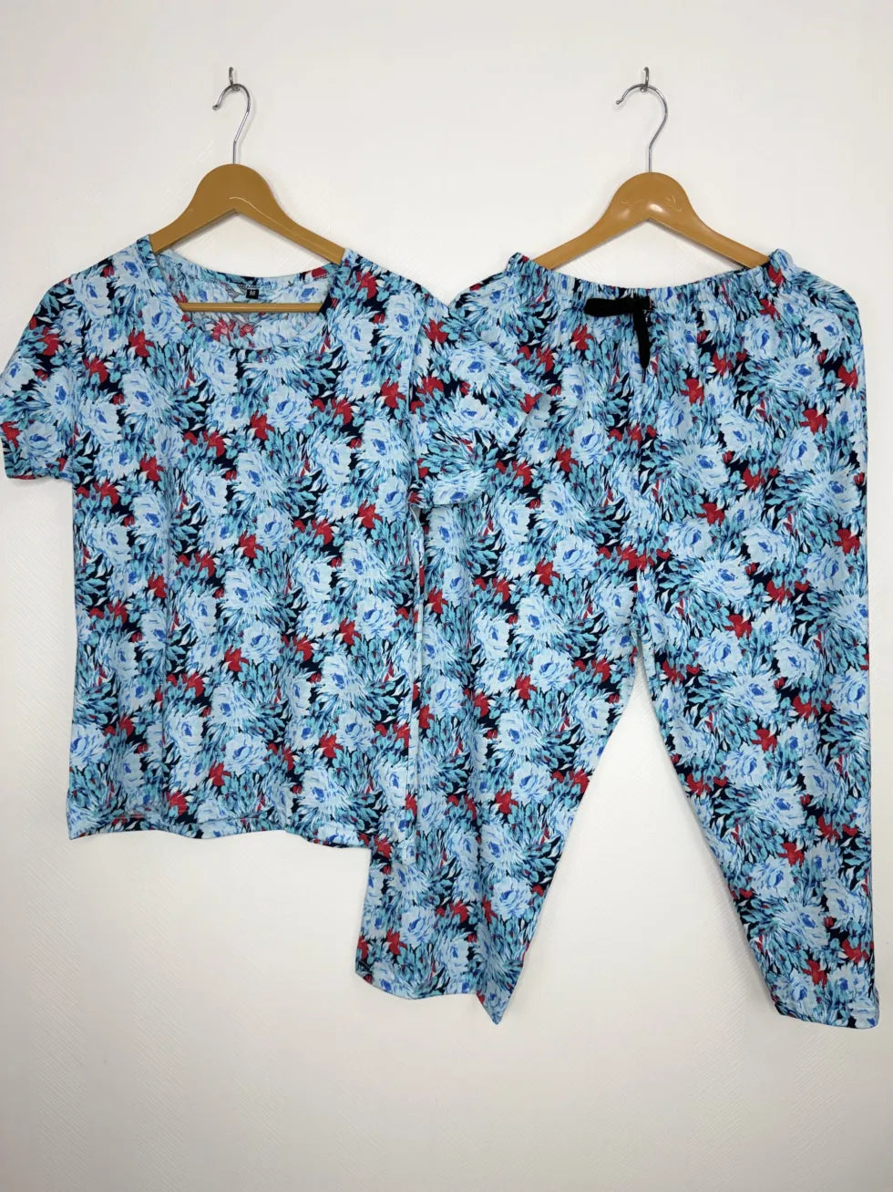 Sky Blue and Red Floral Printed T-shirt and 3/4th Coords