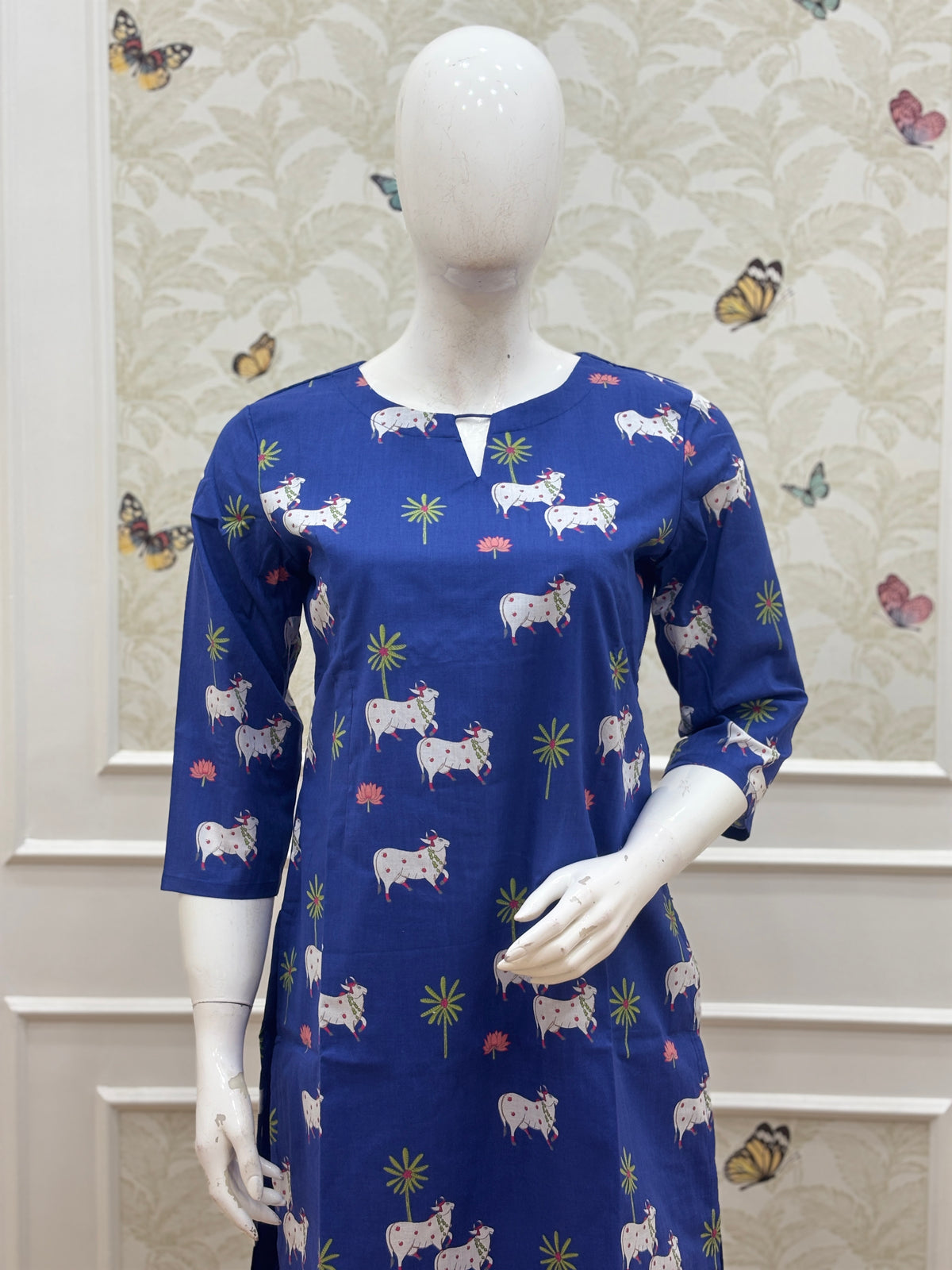 Royal Blue Animal Motif Printed Kurta Set