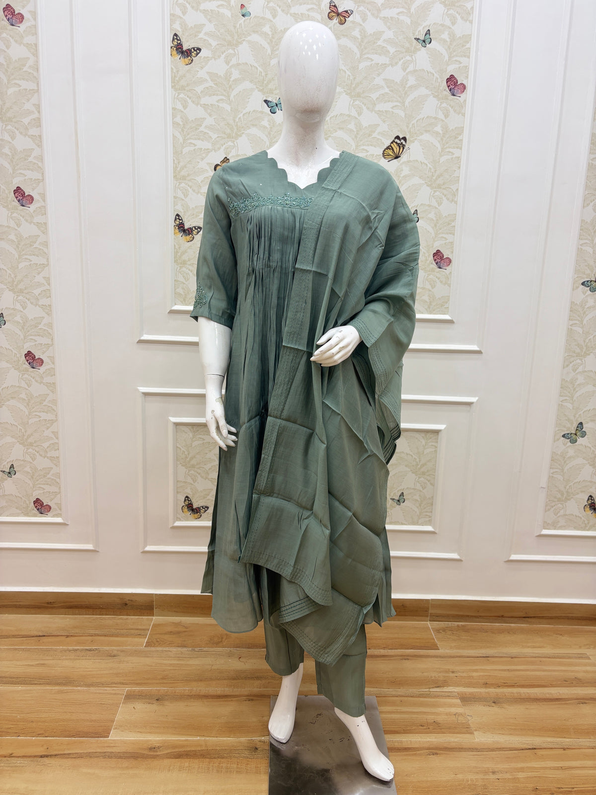 Sage Green Textured Chanderi Silk Cotton 3-Piece Kurta Set