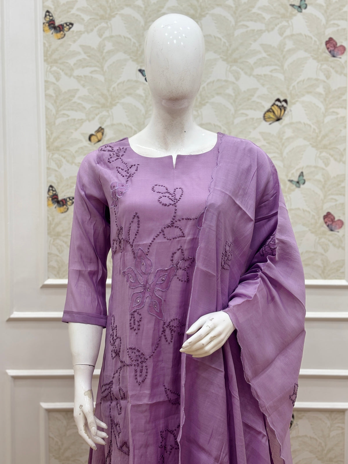Lavender Floral Embroidered Mul Chanderi Cotton 3-Piece Kurta Set