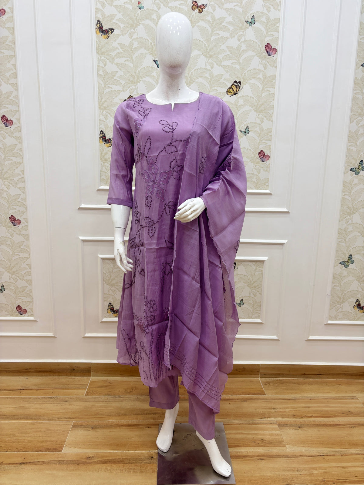 Lavender Floral Embroidered Mul Chanderi Cotton 3-Piece Kurta Set