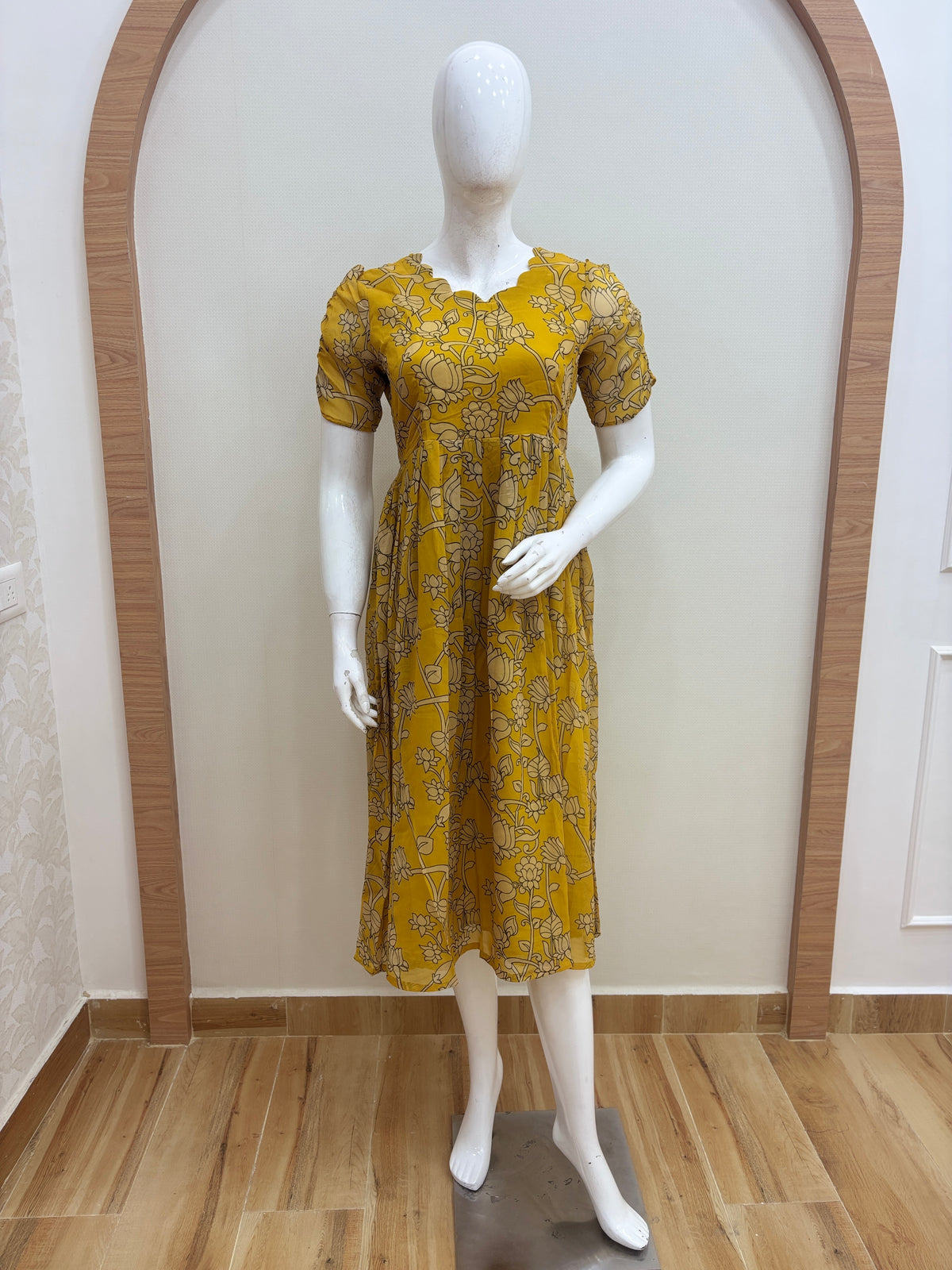 Mustard Yellow Floral Vine Print Non-Feeding Maxi