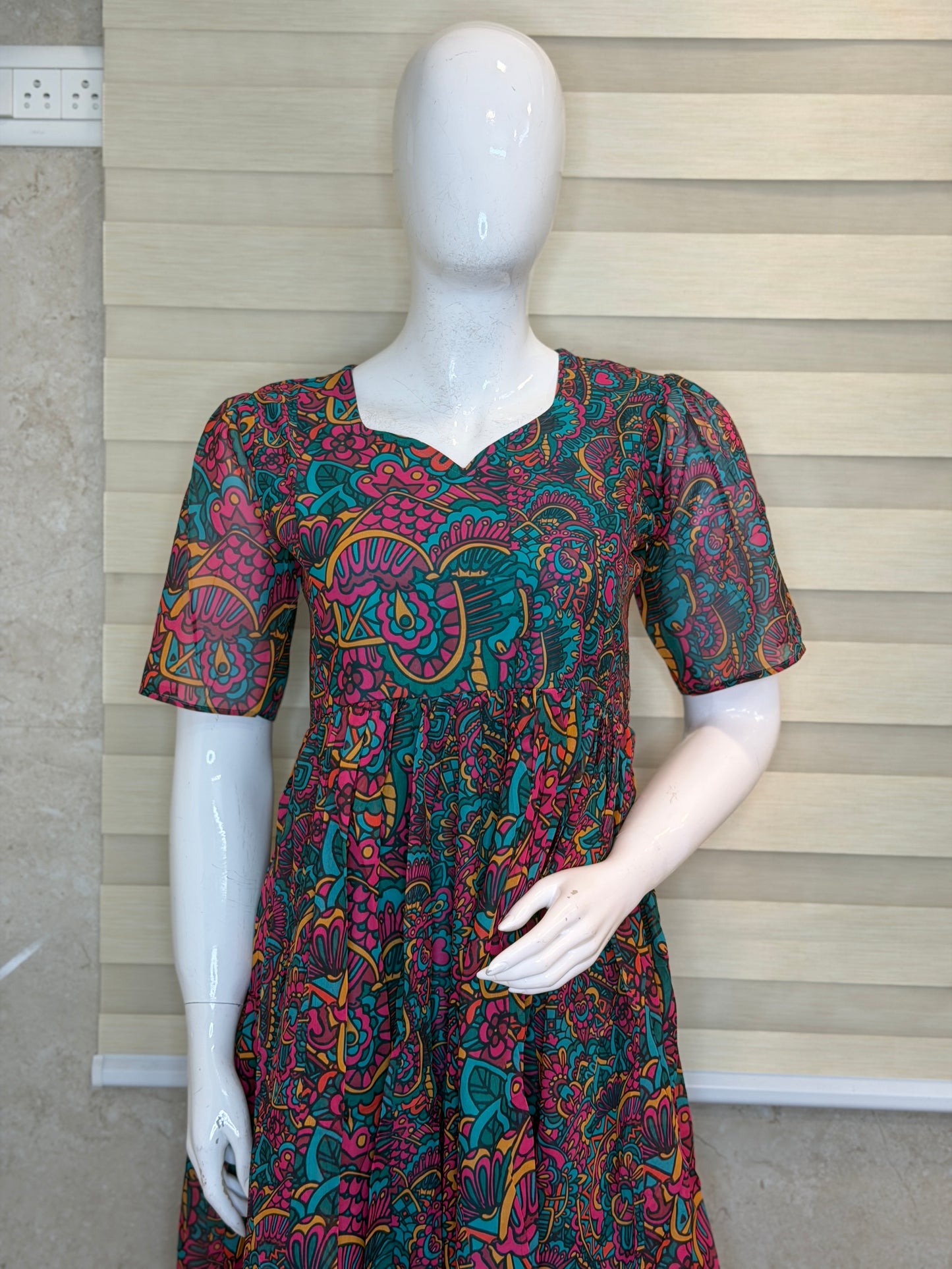 Teal Pink Paisley Printed Georgette Outdoor Non-Feeding Maxi