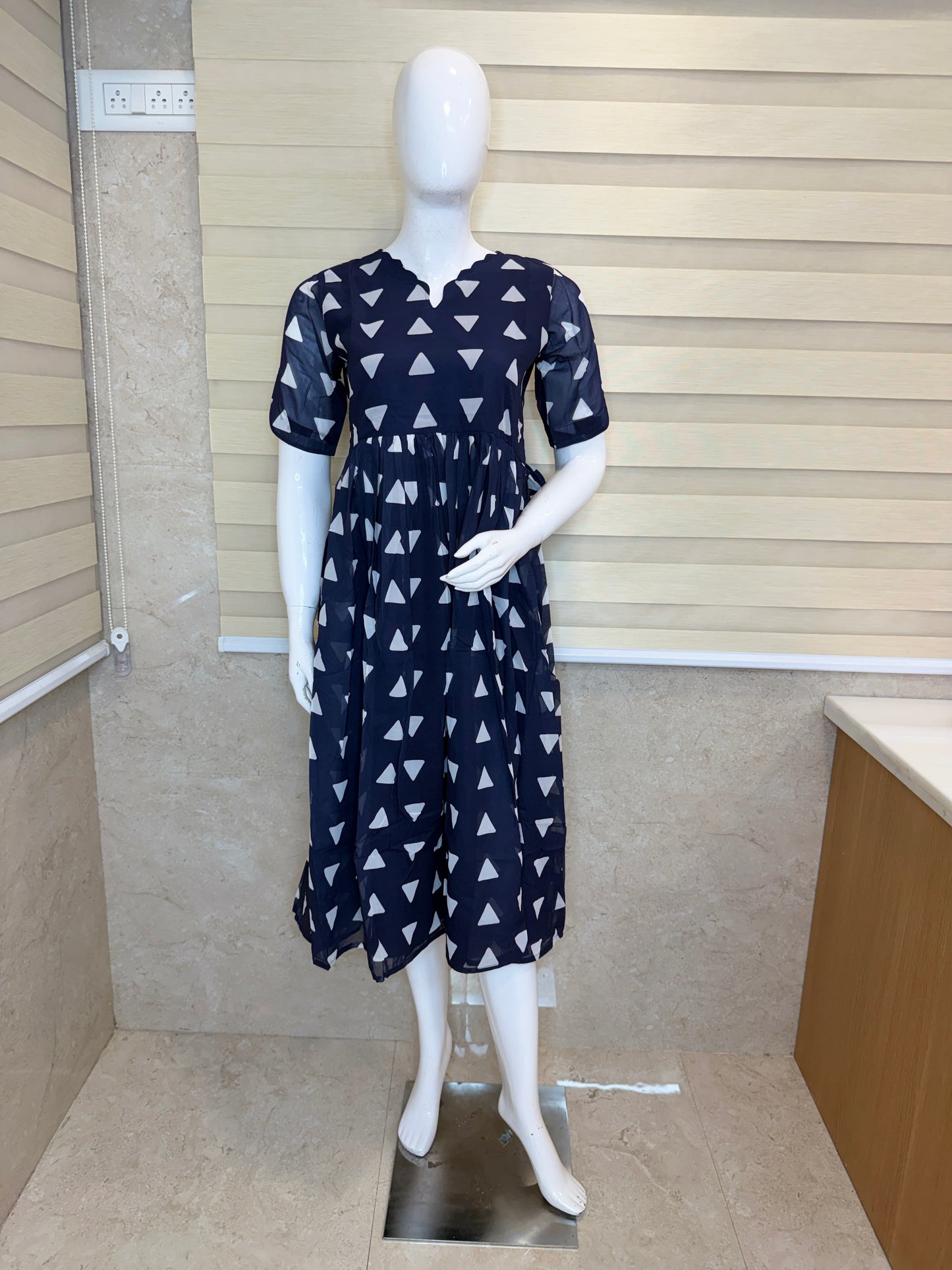 Navy Blue Triangle Printed Georgette Outdoor Non-Feeding Maxi