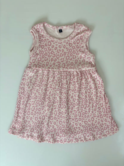 White sleeveless frock with pink leopard print