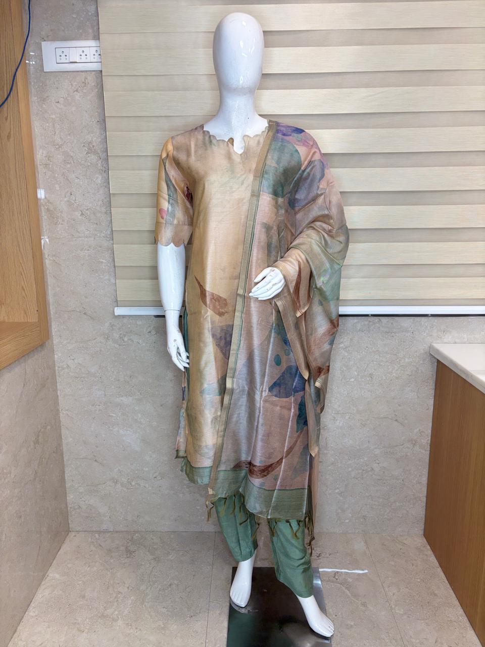 Sea Green Elegant Printed Linen Kurta Set With Duppata