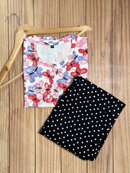 White Butterfly Printed With Black Dots Contrast Lounge Set