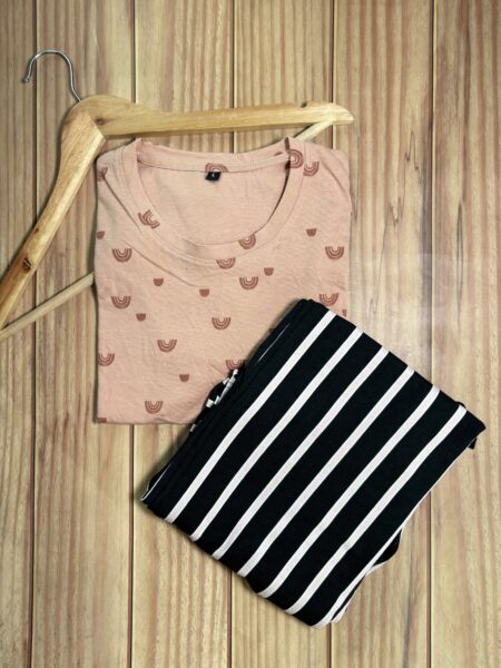 Light Brown Rainbow Style Printed With Black Lines Contrast Lounge Set