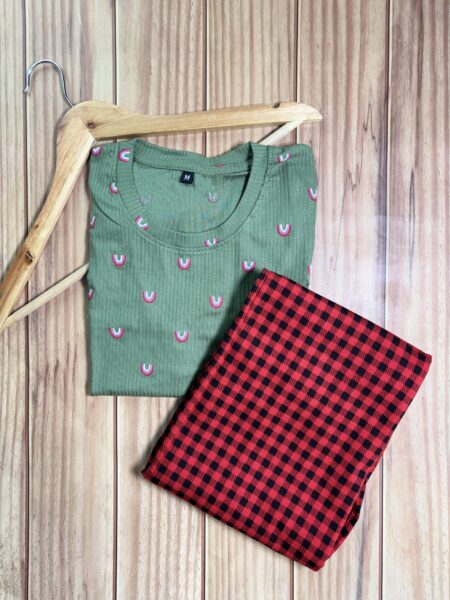 Green Printed With Black Boxes Straipes Contrast Lounge Set