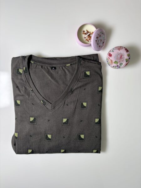 Antipil Melange Rectangles Printed Knitted Cotton V-Neck Lounge Frock