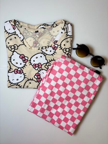Skin Bunny Printed T-shirt with Pink Boxes Contrast Pant Set