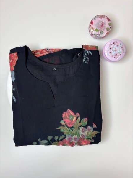 Black Floral Printed Georgette Outdoor Non-Feeding Maxi