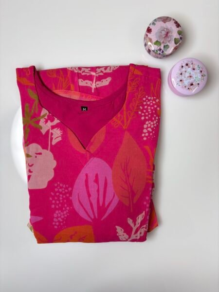 Pink Leaf Motifs Printed Georgette Outdoor Non-Feeding Maxi