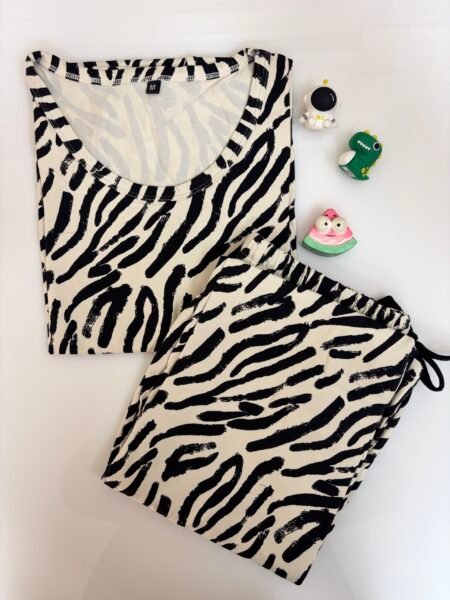 Off-White Zebra Printed T-shirt with Combo Pant Set