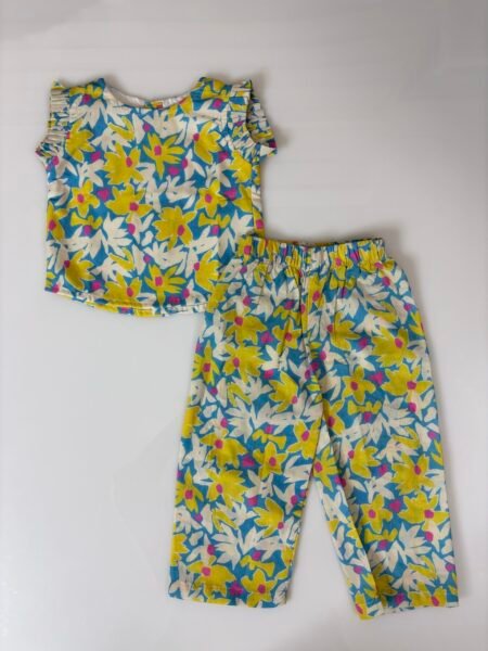 Multicolor Floral Printed Top and Bottom Outdoor Wear Set