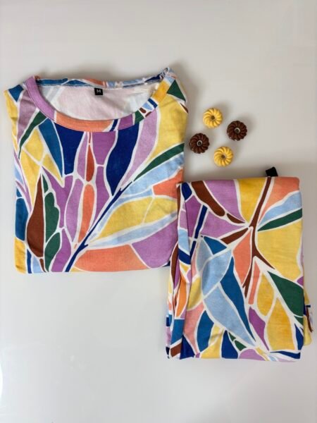 Multicolor Leaf Printed Feeding Top and Pant Set